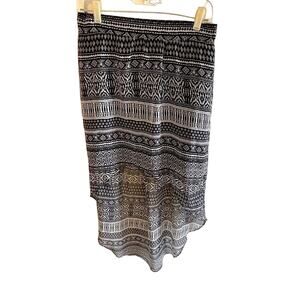 Maurices NWOT Black White Elastic Waist Hi-Low Lined Skirt Size M